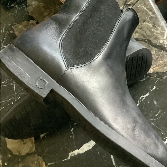 Salvatore Ferragamo Chelsea Black Italian Calfskin leather ankle boots size 12 D - Picture 6 of 13
